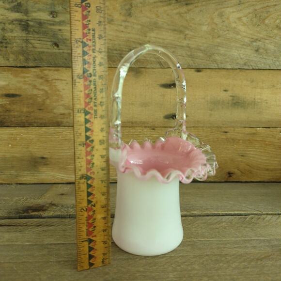 Vintage Peach Crest 7" Basket by Fenton 1940-1969 Crafted in the US - Picture 9 of 11